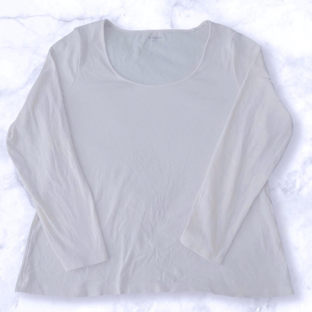 White Old Navy Long Sleeve Top
